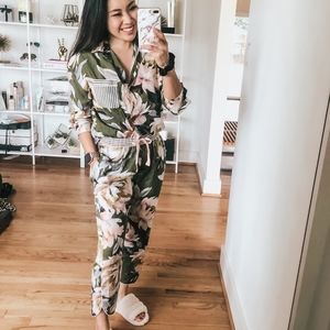 Sz. Sm. Button-Up Top